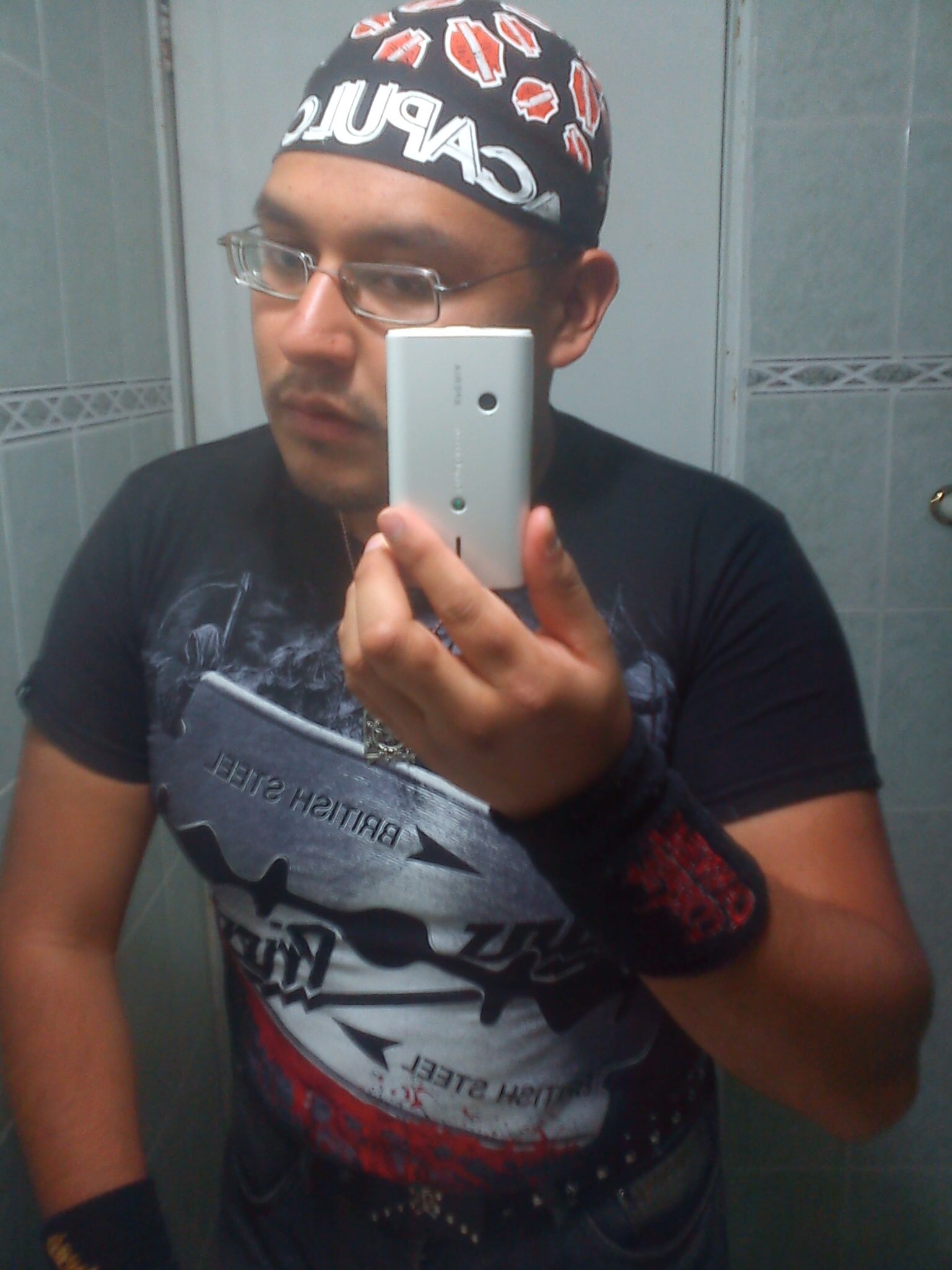 diganmebebote's profile picture. ni madres ni padres todos somos unos HIJOS DEL AVERNO lml