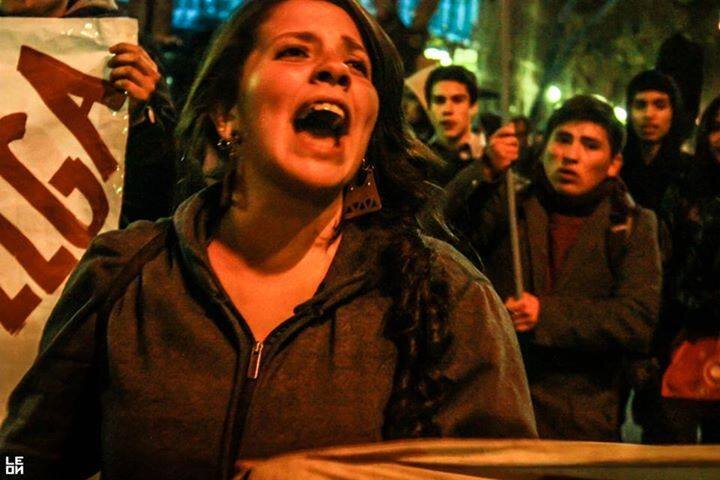 No es mi culpa tener la sangre roja y el corazón a la izquierda.