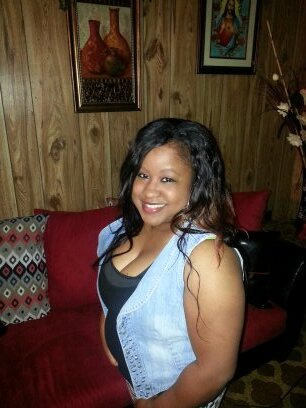 25 yrs old wrk as a nurse and cosmetologist ...anything else feel free tp ask