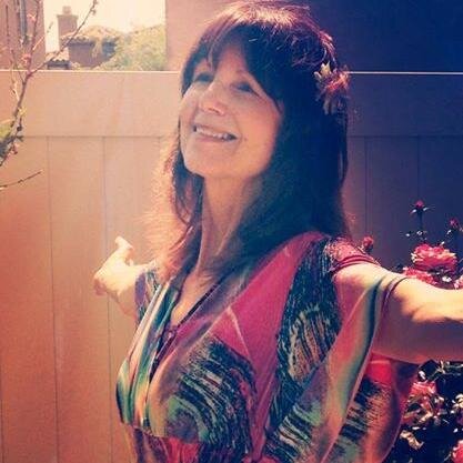 Health and Nutrition Counselor -  Believer in food as medicine, Healing with Essential Oils, Creative Cooking, Positive Psychology, and Nurturing Self Care.