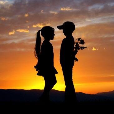 Por perezas y mal pasadas te la vives arrinconado sin poder disfrutar. 

De quien menos te lo esperas...
