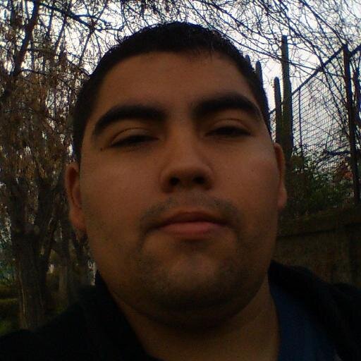un joven  de 30 años y alegre y cariñoso fiel asus amigos y buena onday   bueno para baile y eso lo demas hay k descubrirlo