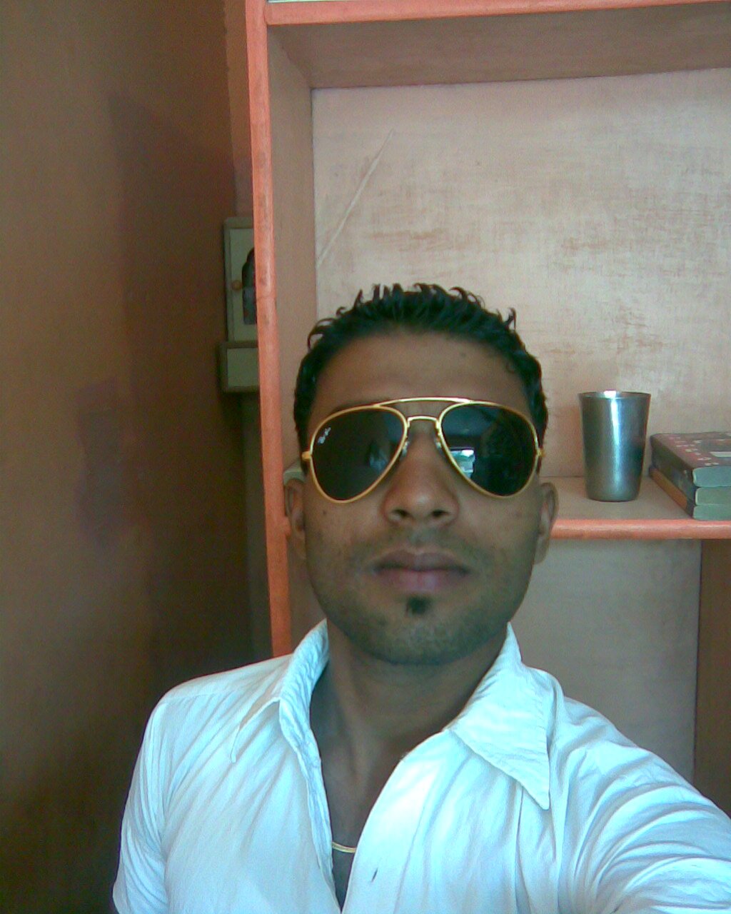 bittu987654's profile picture. 