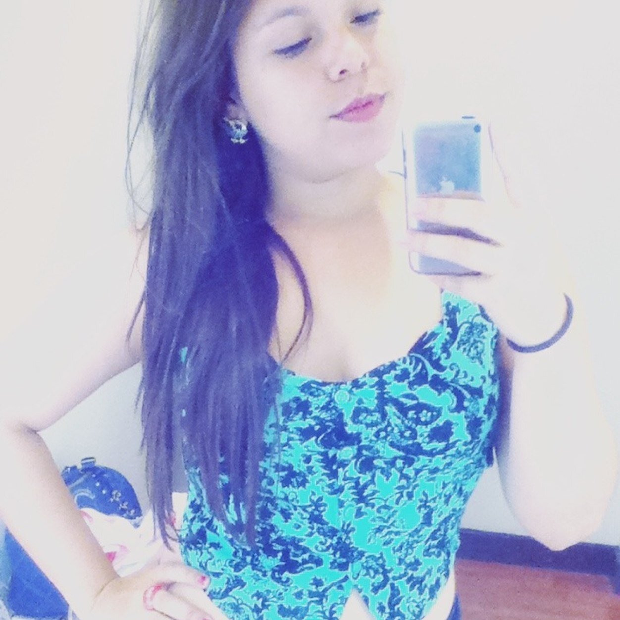 KaryCarm's profile picture. Ríe cuando estés triste, llorar es demasiado fácil ;) ...it's already done!