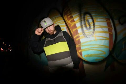 Record Producer/Mixing Engineer/ live Event Dj and founder of Team Dooonit!