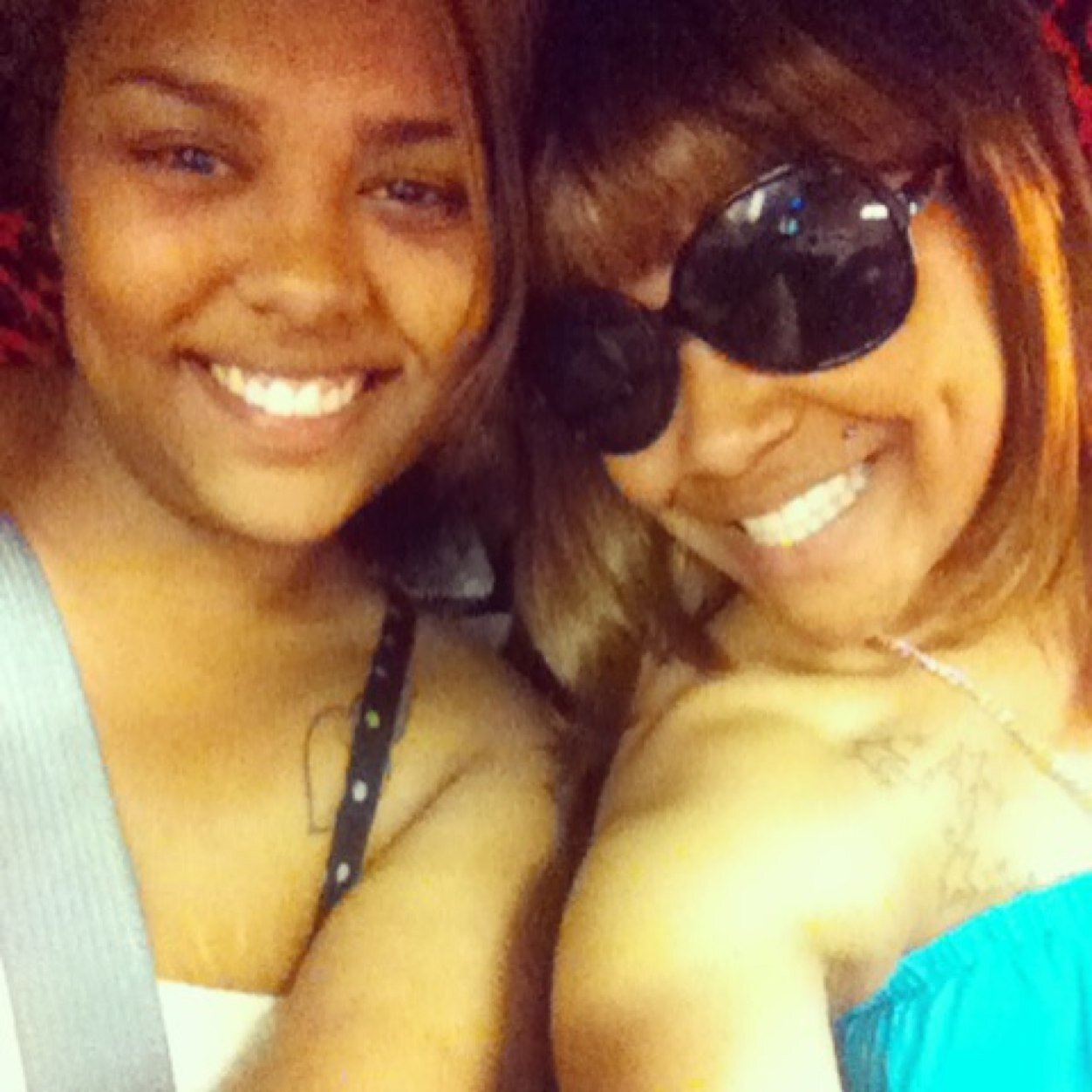 tell that bitch that's following me for you ,  I said heeyy ..:)