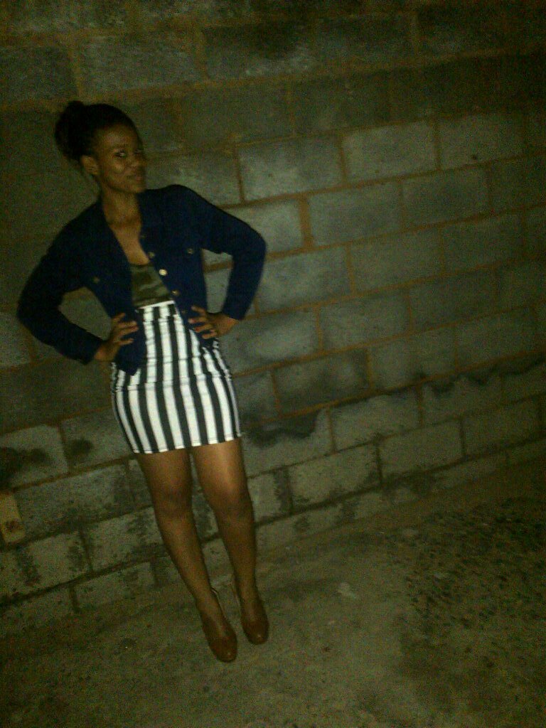 monica_reloaded's profile picture. hustle hard,student,mother