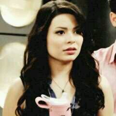 i like and i love victoria justice and miranda cosgrove,ariana grande and i am is victorius,cosgrover,arianator