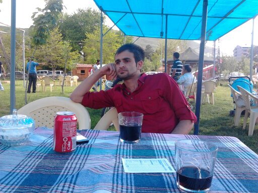 giTMek sadece bir EYLeM uNUTMaK ise kocaman bir DEVRiM.. !!