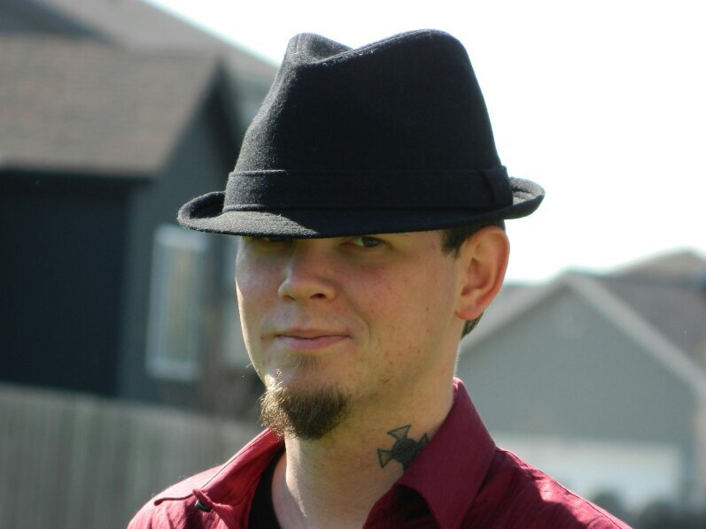 ca1ne39's profile picture. Musician, political nerd, gamer.