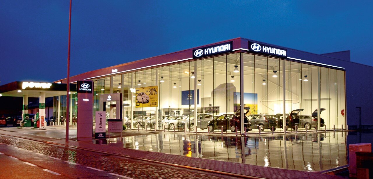 HyundaiRoeselar's profile picture. Hyundai Foulon Roeselare 
Officieel Hyundai en Isuzu verdeler   Roeselare+omstreken 
Verkoop  nieuwe wagens en jonge tweedehands
IBest - carrosserie - garage -