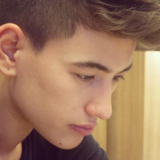 Rivaldo_Angkasa's profile picture. Hanya ada aku dan kamu menjadi kita tanpa ada DIA | PlayBoy Gagal | Not Perfect Because I'm LIMITED EDITION | ♥Music ♥BasketBall ♥FootBall ♥Futsal ♥Surfing