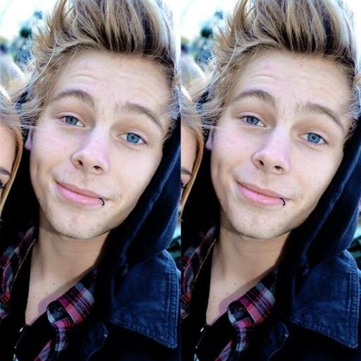 hello please don't follow this account but instead follow my main @xaudreylaylax i follow back there, just ask thanks bye ily xx