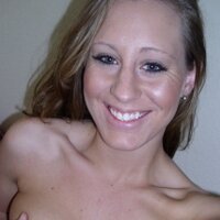 Ella (@ungezogeneella) Twitter profile photo