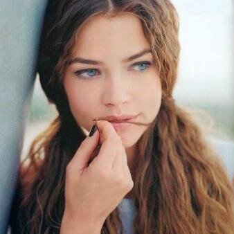 They always said I'm a dreamer. I guess I just hope for a better future. 18+RP