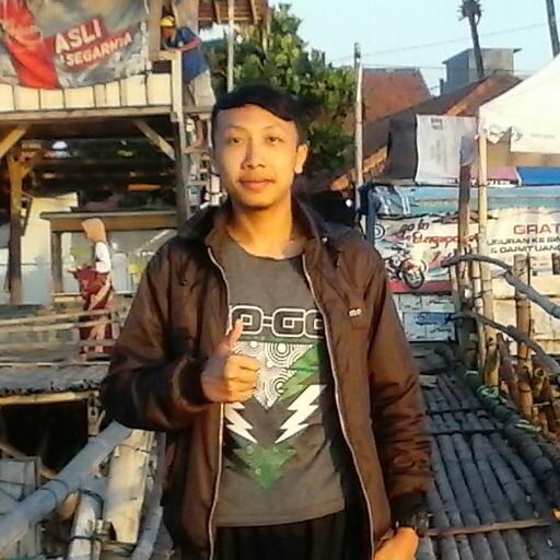 Ketika mengajar dihadapan siswa, saya sadar bahwa mereka adalah masa depan saya dan juga masa depan bagi bangsa dan negara.
#MJ