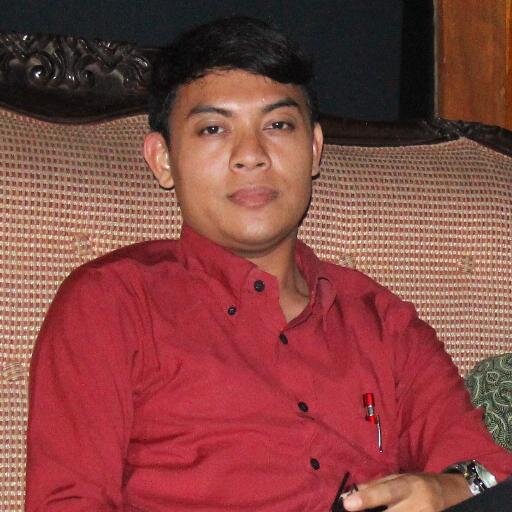 CozmoAri's profile picture. 