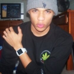 Hi, I'm Rhards, but all call me Rihardo, Richard or just Rich , I'm 19 years old and I want to live inCalifornia :)