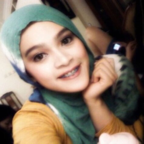 My heart beats for love, it's he sound that I hear, tells me not to give u