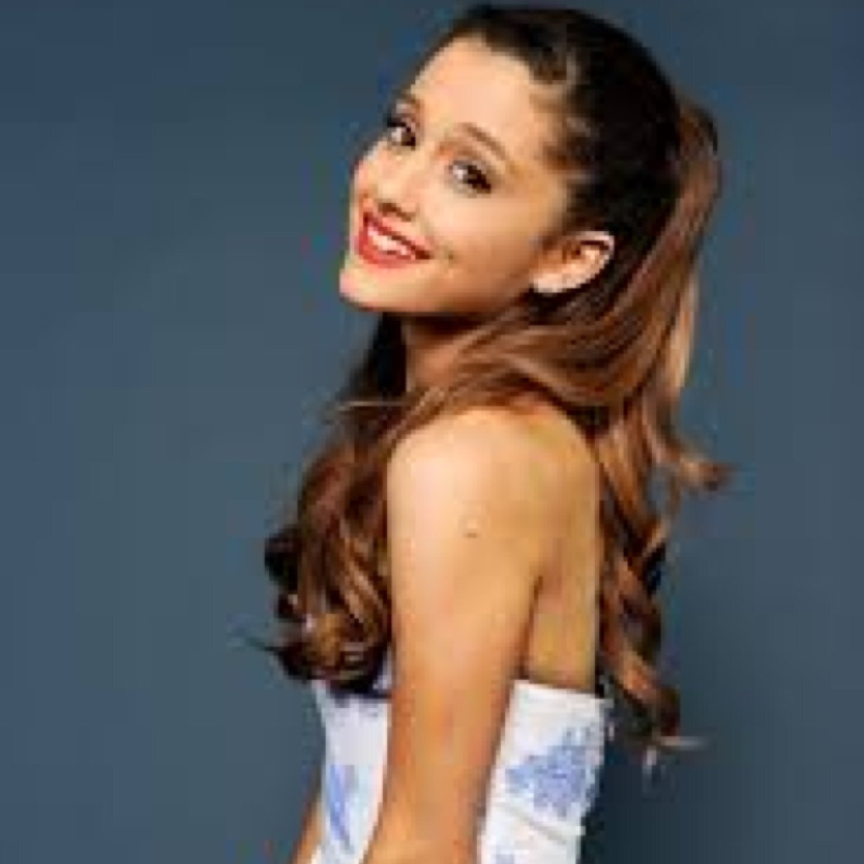 Im hannah ariana grande means everything to me i love her so much and i hope i get to meet her one day