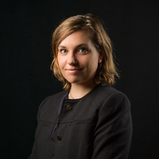 Historienne de l’art (art contemporain), C. Coubray travaille au sein de Maison Moderne comme journaliste. Elle est actuellement rédactrice en chef d'Archiduc.