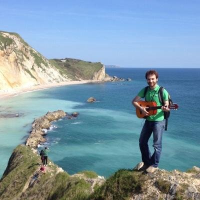 Wanderer, geek, piano/guitarist... me! :-) For research and space stuff see @Astro_Andy ;-)