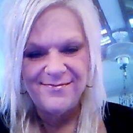 moonchic7771's profile picture. parent, caregiver, lover of the light!!