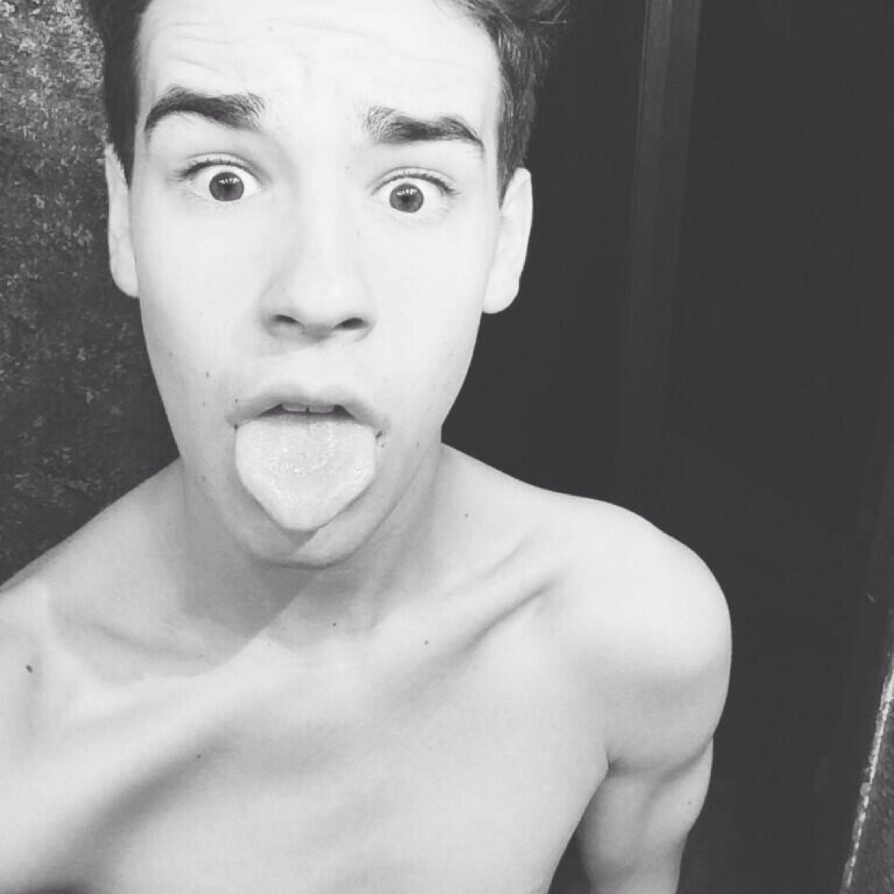 Im a Dreamer ❤️ Magcon boys are my life... They will always be my 1/9 Nash Carter Matthew Jack j Jack g Aaron Cameron Taylor Shawn @MendesClicks