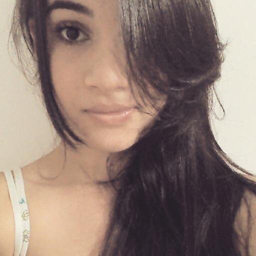 “Eu realmente acredito que, embora o amor possa ferir, ele também seja capaz de curar.” //17 anos, Estudante 3 ano, Paraibana, São Paulina 3 3 :3