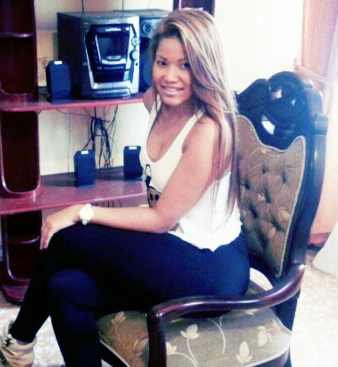 Esteticista y cosmetologa,alegre,carismática.♥♔♥