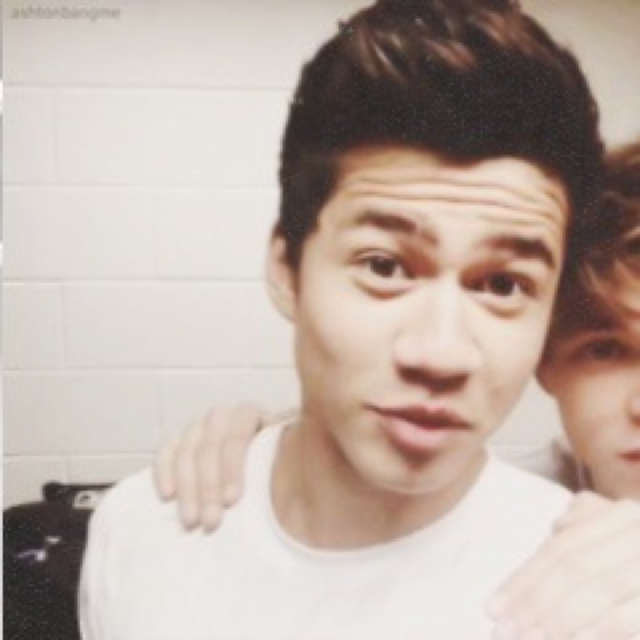 GO FOLLOW @wantmydirection BC SHE JUST GAVE YOU A FREE FOLLOW