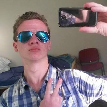 geoffrey6140's profile picture. mec sérieux de 21 ans blond avec les yeux bleu recherche la femme qui sera le faire rêver