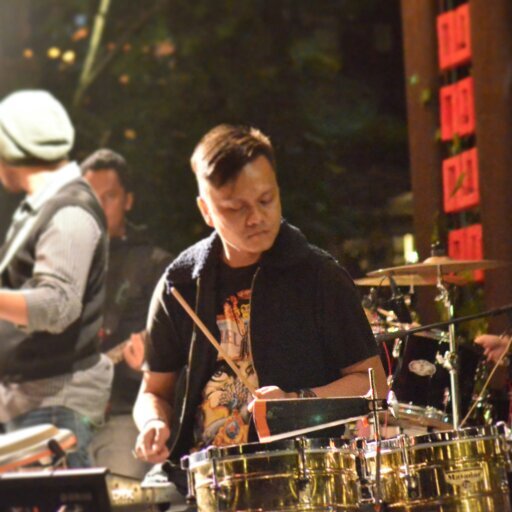 Johny_Jacko's profile picture. Perkusi, marchingband, michael jackson, goofy, morris mini cooper,