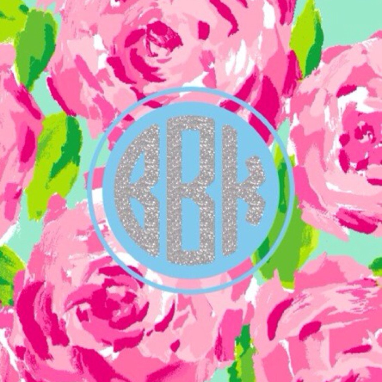Just a high school girl who's obsessed with glitter, monograms, and Lilly.