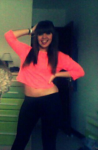 16. Si te han hablado mal de mi, te aseguro que soy mucho peor. O lo tomas o lo dejas, nada de dejar a medias. Ante todo Lerda ツ