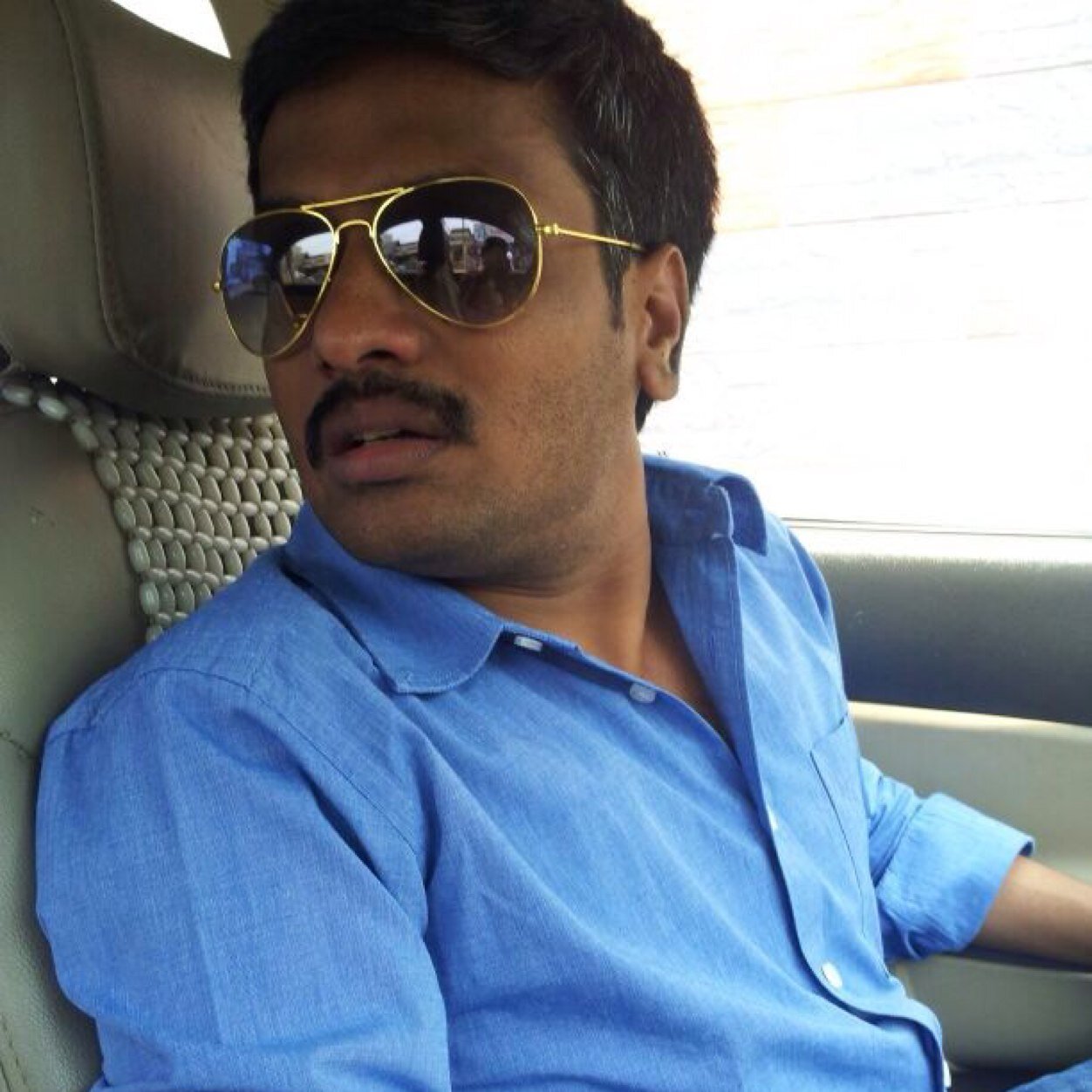 பீரம் பேனில் பாரம் தாங்கும்