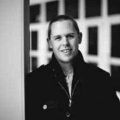 Strategic marketer with a passion for brand building and creative. Strategic marketing @Markscanada | @canadiantire. Husband, Dad, Sports Enthusiast.