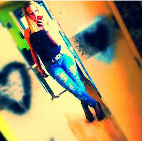 insta; zoeee__xx