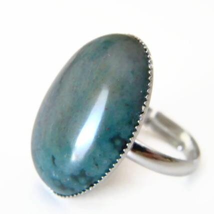 Loving my life as a wife, mother and a full time crafter, and I am also a proud member of the @theartisangroup. http://t.co/GNoq9Wwm