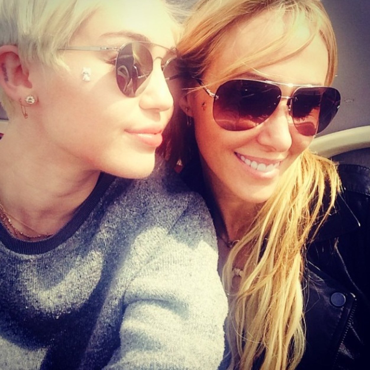 I'm italian smiler..miley stay strong #bangerz
08/06/2014..BangerzTourMilan❤