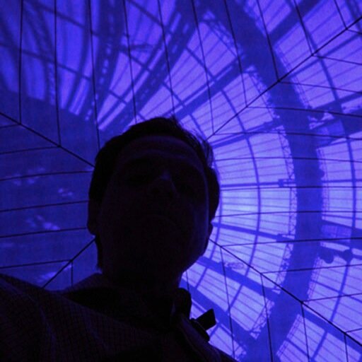 Snapchat: SelektorG / Comunicador Social / Journalist / Selector / Dj Wannabe / Music Lover / Compilador de Música https://t.co/cyC5oBXFpU