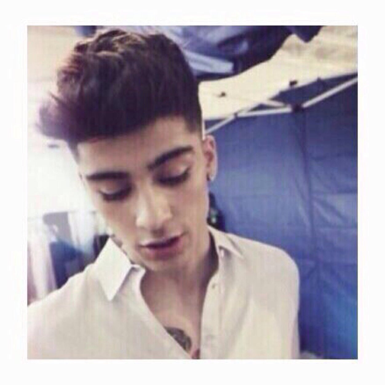 hey i just gave you a free follow and it would be cool if you followed me on @zarryftklaus :D