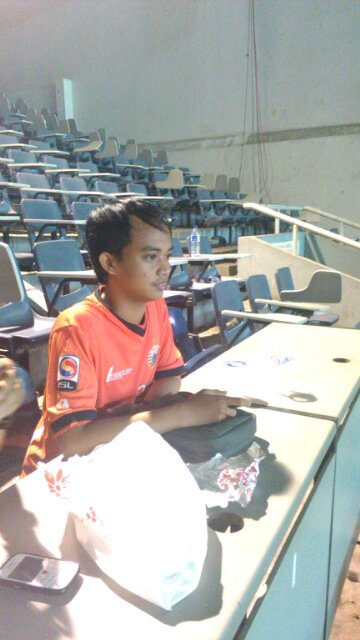 Selalu positif dan optimis untuk meraih kesuksesan!!