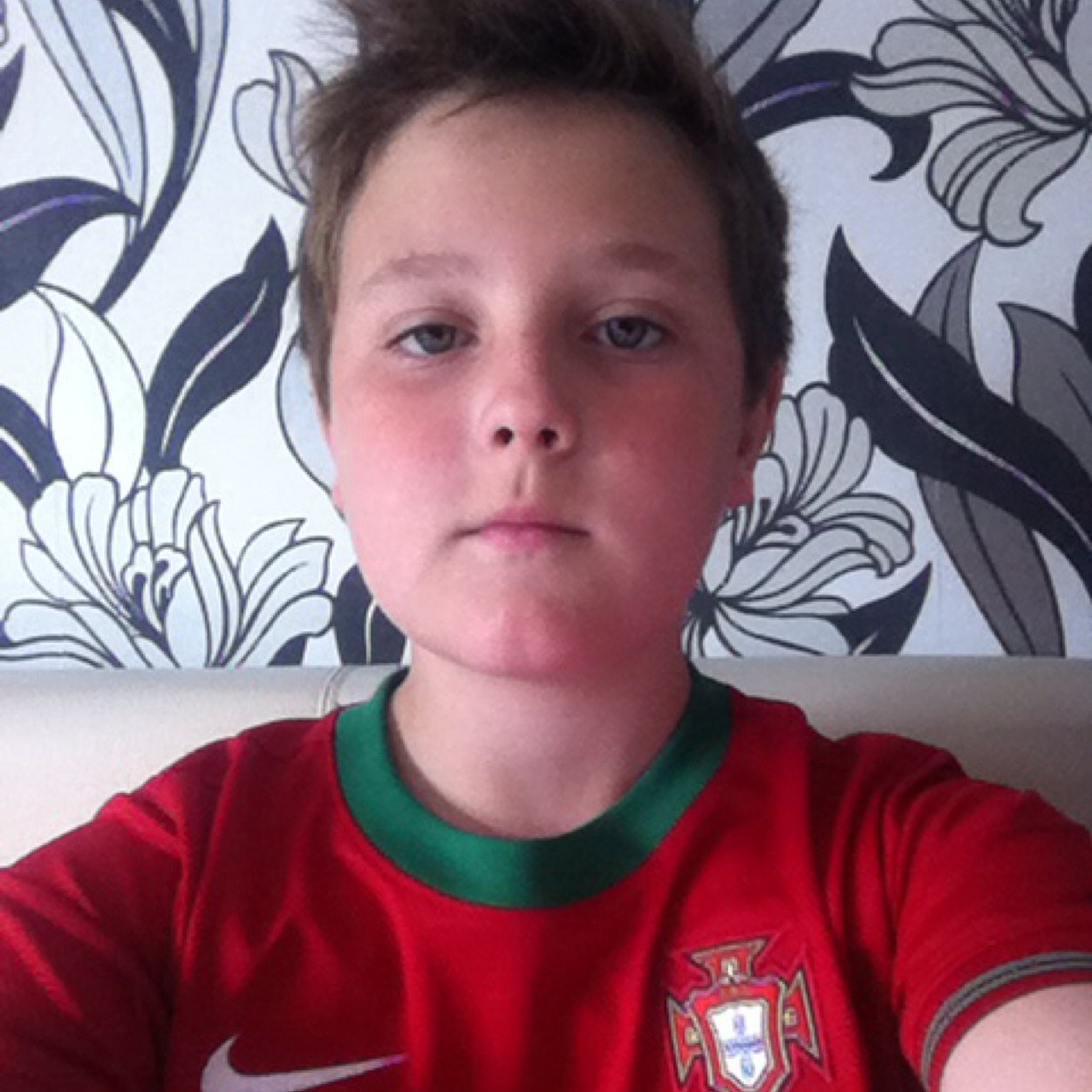 A boy from Essex that plays football and video games