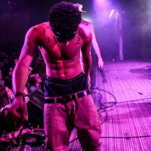 (Artists/Songwriter/Stage Performer) Grind2Shine RECORDS. FOR BOOKING or FEATURES. Contact : grind2shinerecords365@gmail.com #Grind2Shin