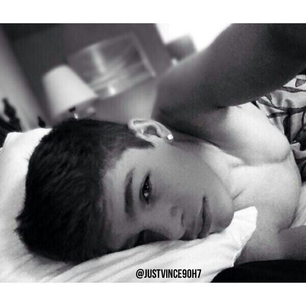 I hate Twitter.                                                  Instagram: JustVince9OH7