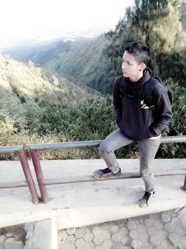 tofik_efendhy's profile picture. 