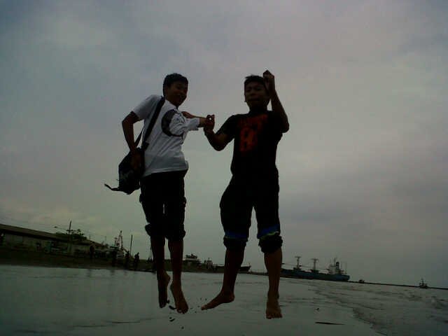 Terlalu sayang sama kamu ♥ terlalu sayang juga sama pramuka ♥