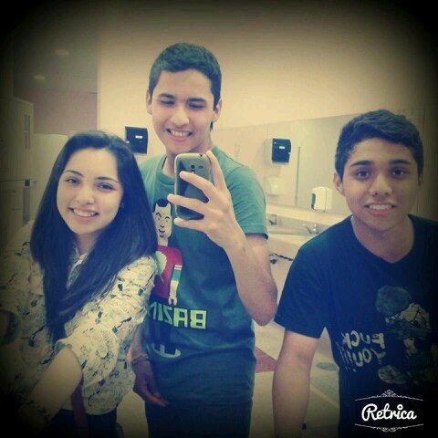 ImBelieberV's profile picture. Emm...que onda xD