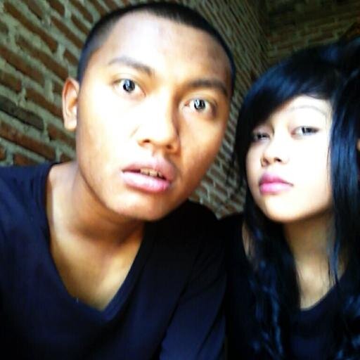 Yakin n Percaya Kesuksesan dan kebahagiaan milik kita 。。

Linda sayang Zhuan